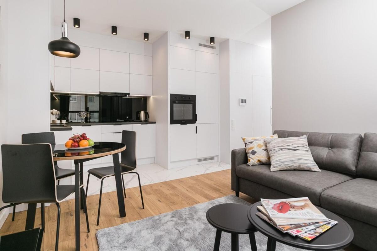Apartament Mennica - Two Bedrooms - Stays&41 Warszawa